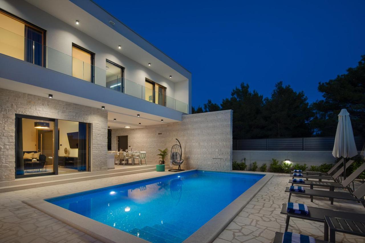 Villa Dm Vodice Esterno foto